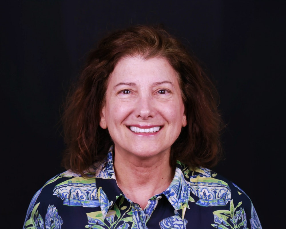 Patient smiling after a smile makeover at Oh Aesthetic Dentistry in Los Angeles